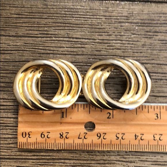 Vintage Style Belt Buckles Horseshoe and Circles - Picture 5 of 11